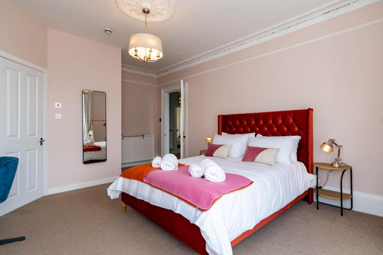 Rosebank House Blairgowrie - Sleeps 12, Games Rooms, Ev Point, Pets Welcome Blairgowrie and Rattray Екстериор снимка