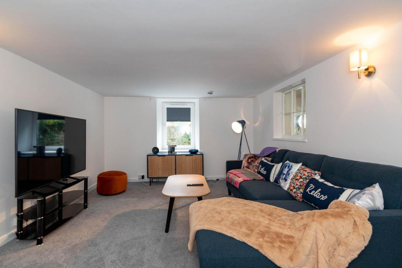 Rosebank House Blairgowrie - Sleeps 12, Games Rooms, Ev Point, Pets Welcome Blairgowrie and Rattray Екстериор снимка
