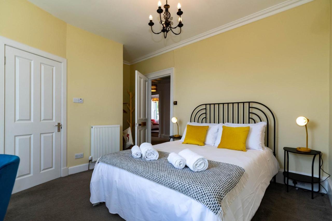 Rosebank House Blairgowrie - Sleeps 12, Games Rooms, Ev Point, Pets Welcome Blairgowrie and Rattray Екстериор снимка